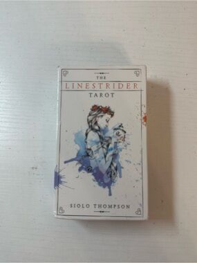 Thompson Linestrider Tarot Deck – White & Blue with Orange Accents